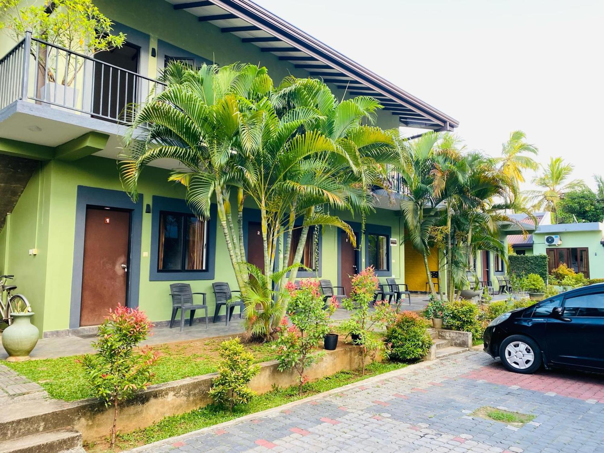 The Paramount Lodge Polonnaruwa Bagian luar foto