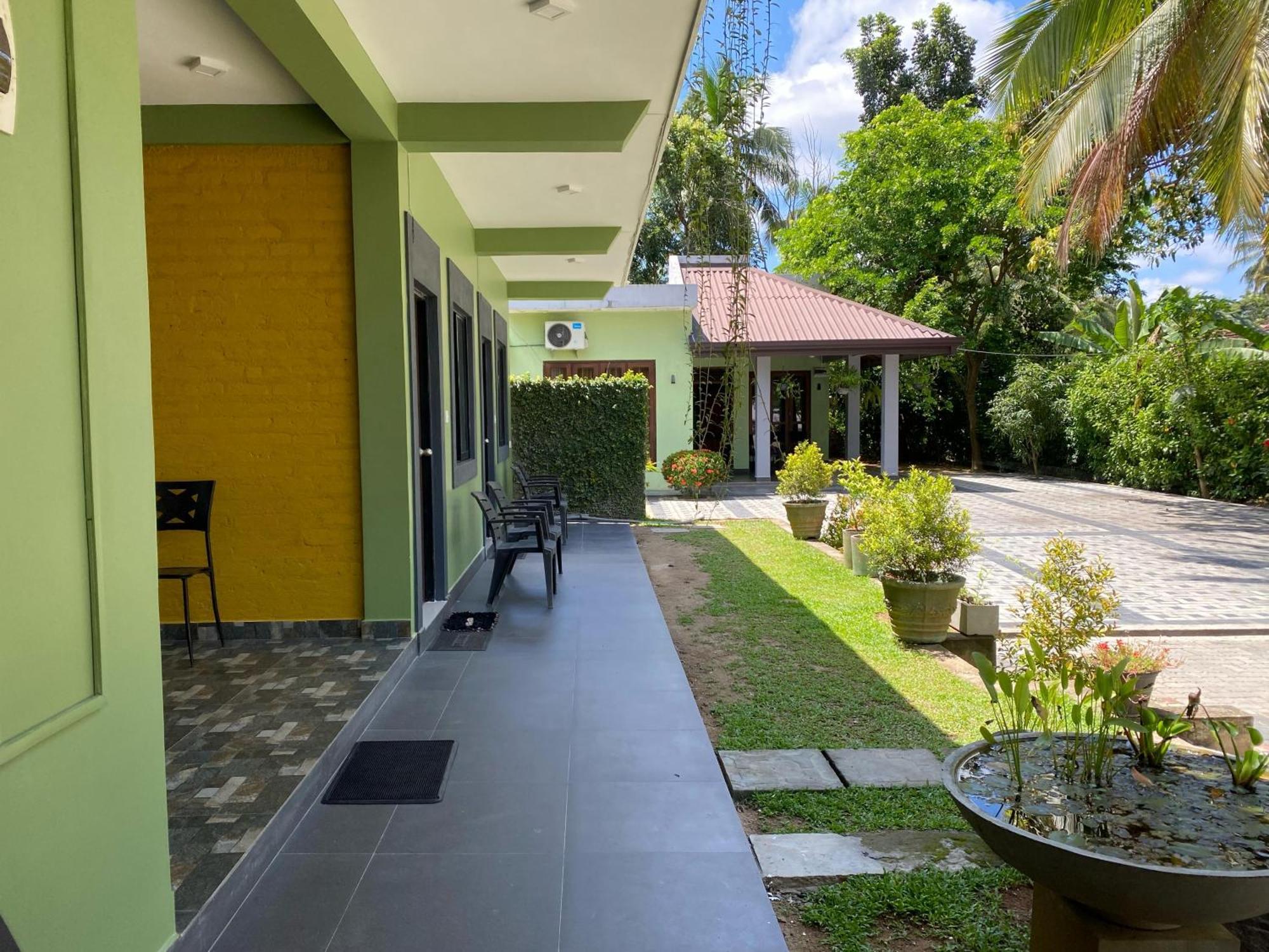 The Paramount Lodge Polonnaruwa Bagian luar foto